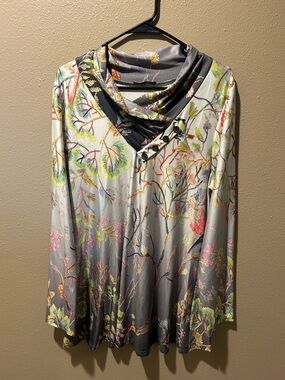 Lily Multicolor Floral Cowl Neck Long Sleeve‎ Tunic - Gray Base